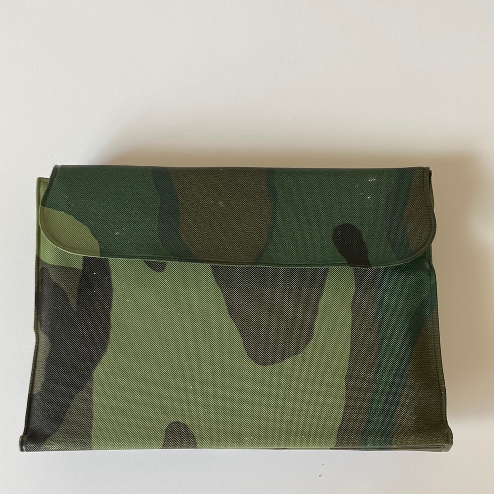 1980’s Marine Corp Military Compact Sewing Kit with Mirror in Camouflage Pouch